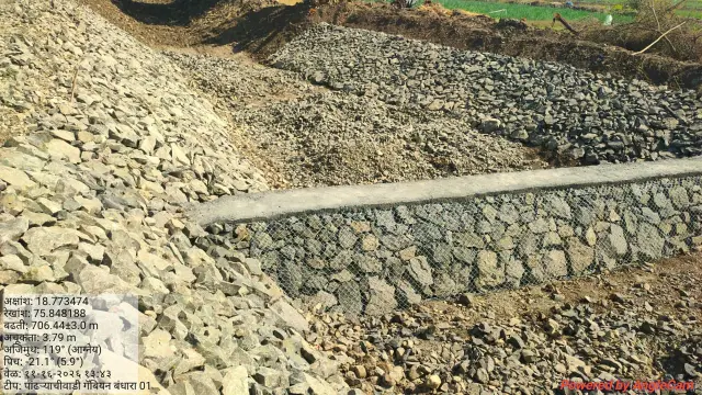 नवीन बंधाऱ्याचे काम